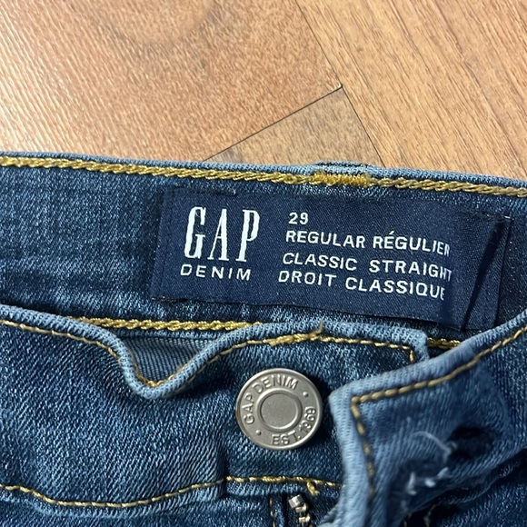 Gap Jeans - Picture 2 of 3